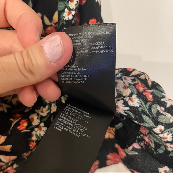 H&M black multicolour floral drawstring blouse Size 10 - Picture 10 of 11